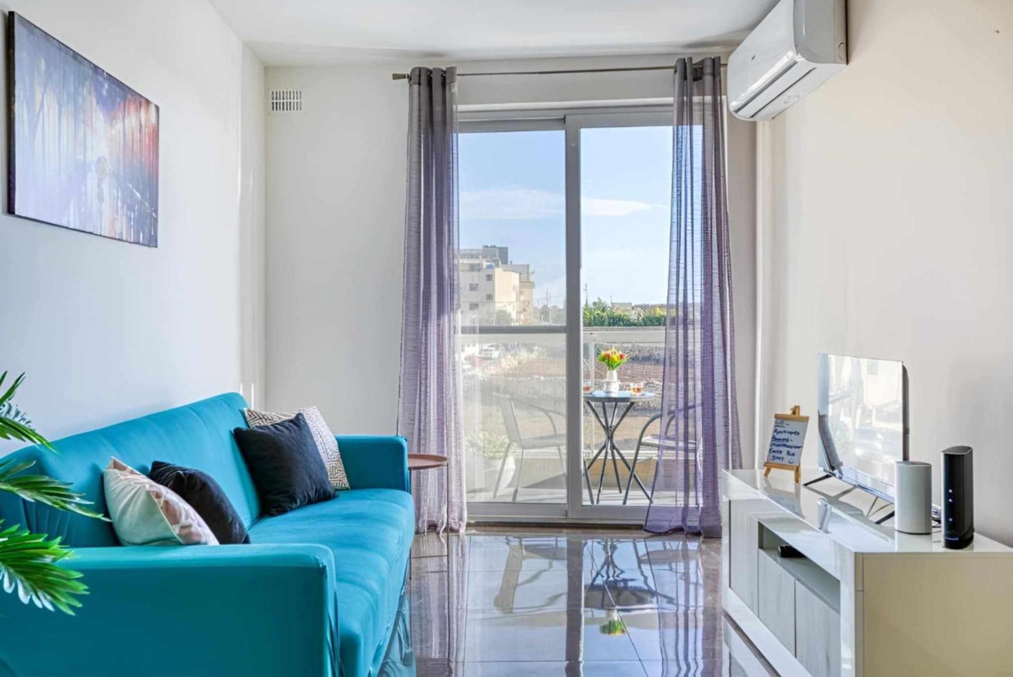 Large, 3 Bedroom Apartment In Marsascala Marsaskala Zewnętrze zdjęcie